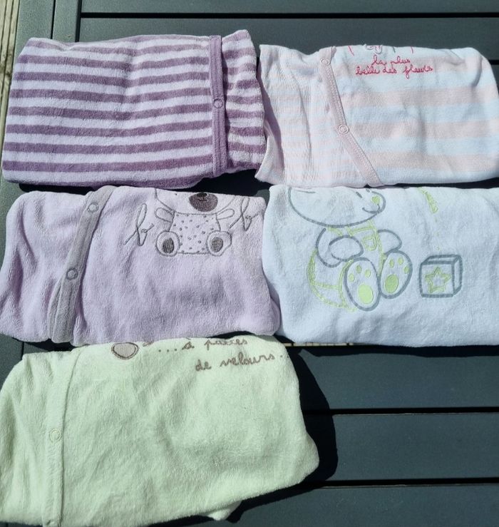 Lot de 5 pyjamas - photo numéro 2