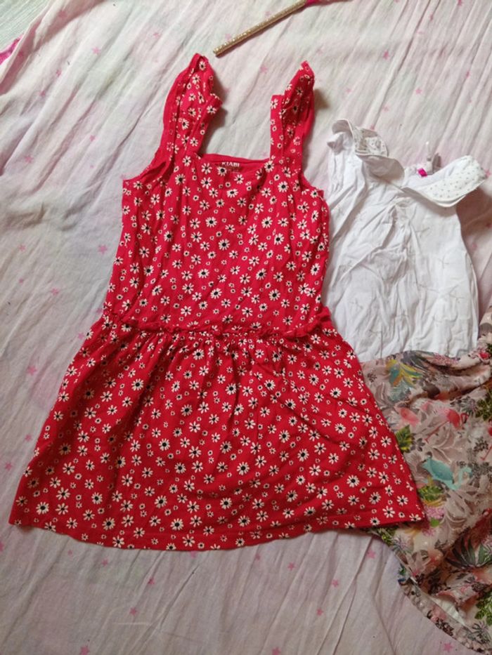 Lot robe 4 ans - photo numéro 2