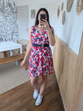 Robe Athènes fleurie rouge/bleu Taille S/M