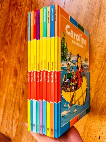 Lot de 9 albums couleurs bd livres Caroline Pierre Probst vintage Hachette