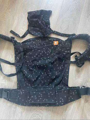 Portage préformé prefo de la marque Tula taille Toddler coloris Discover 27 kilos