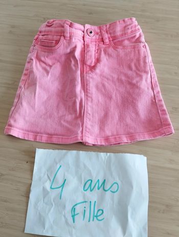 jupe en jean 👖 rose Okaïdi 4 ans