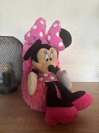 Peluche / coussin Minnie
