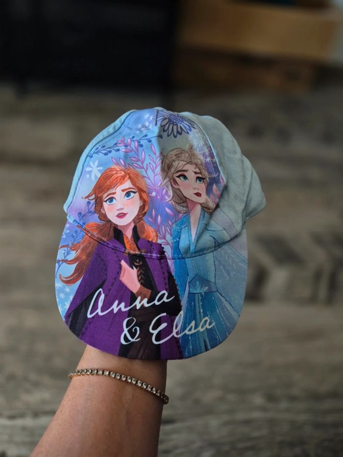 Casquette la reine des neige