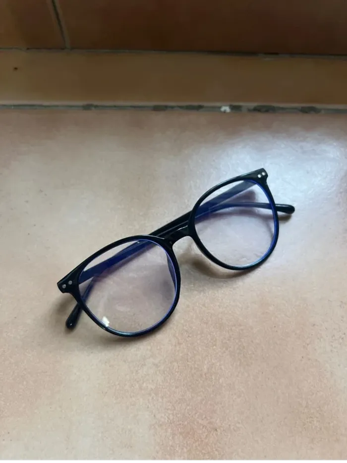 Lunette avec branches fines pour écran - anti lumière bleue