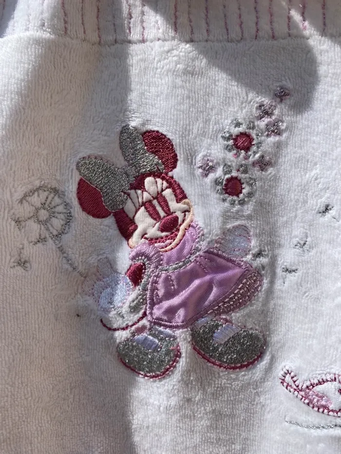 Pyjama 1 pièce bébé fille Minnie mouse Disney store 3 6 mois 68cm - photo numéro 4