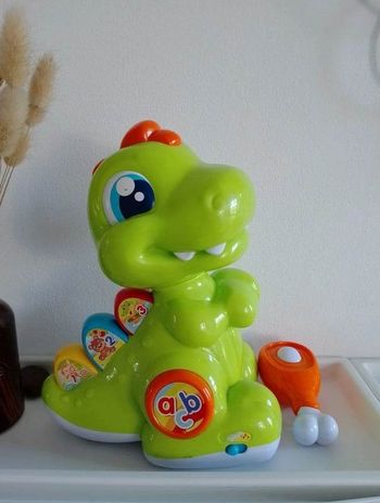 Baby T-rex