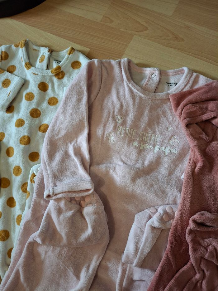 Lot 4 pyjamas - photo numéro 3
