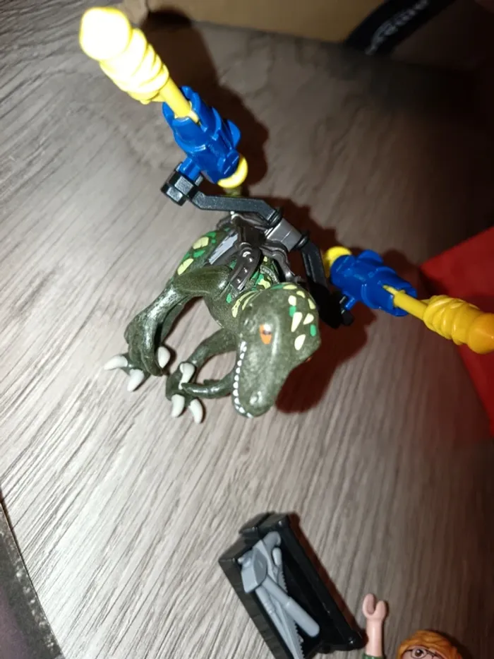 PlayMobil dino - photo numéro 2