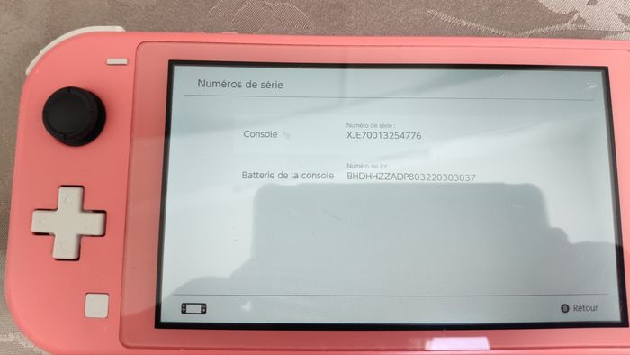 Nintendo Switch lite rose corail - photo numéro 6