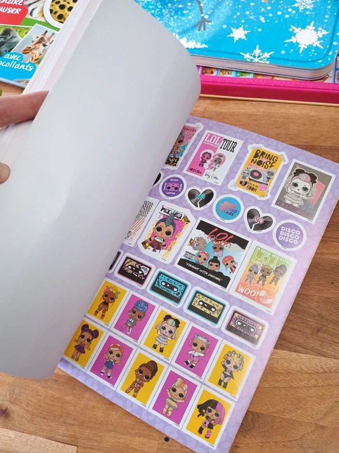 Livre d'autocollants poupée lol - photo numéro 6