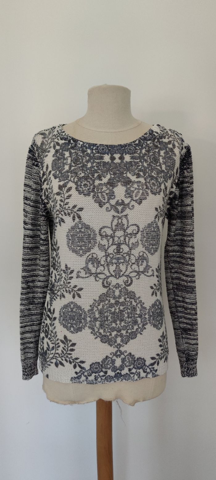 Pull à manches longues gris et blanc femme taille M – très bon état - photo numéro 3