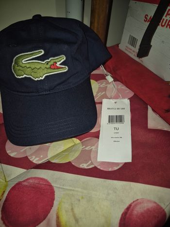 Casquette lacoste neuf