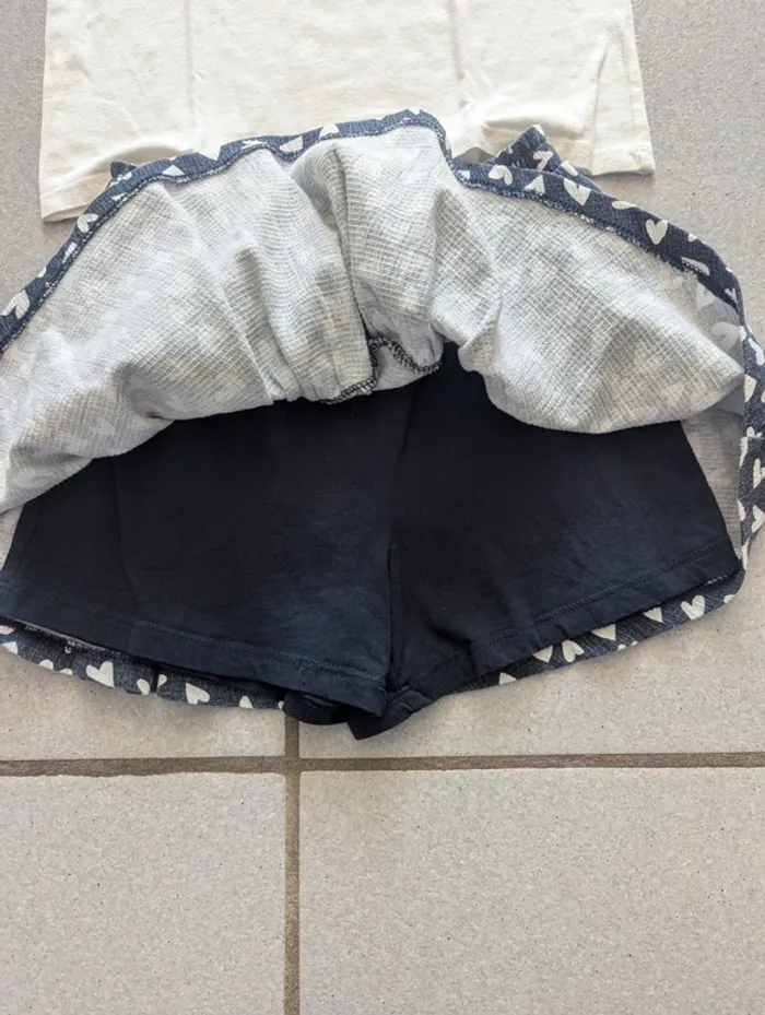 Ensemble jupe short + tee shirt Kiabi - photo numéro 2