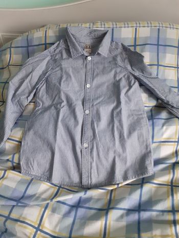 Chemise taille 5 ans