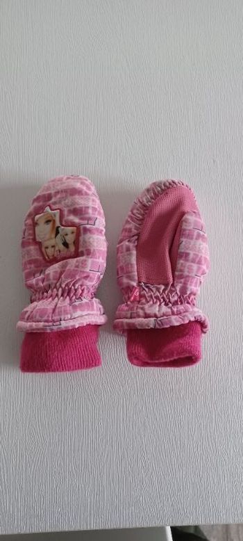 Gants fille barbie 4/5ans