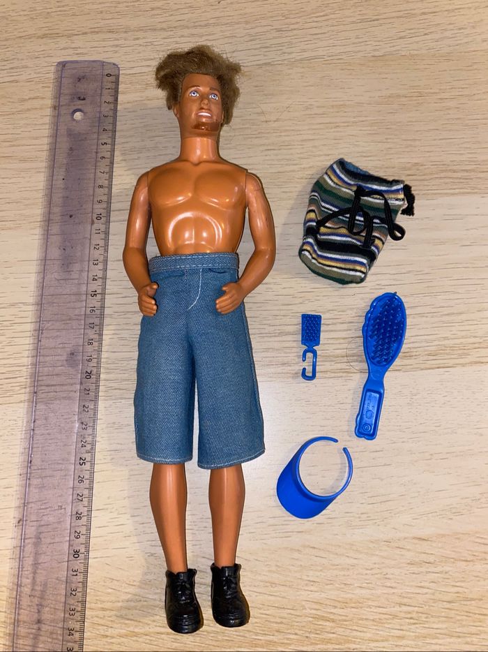 Poupée mattel Barbie ken 1994 shaving fun barbe raser rasoir