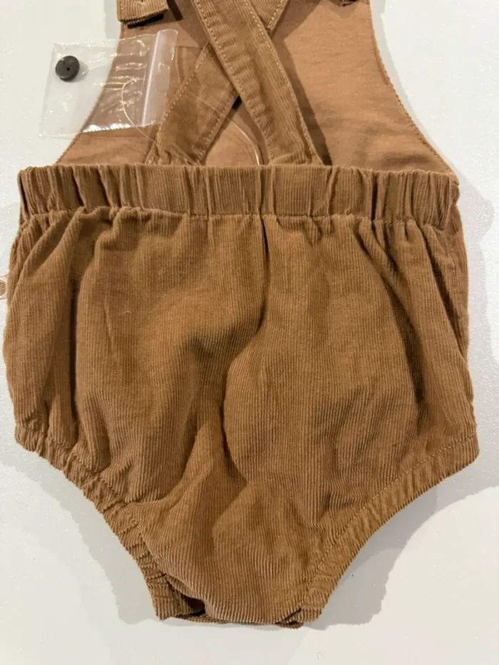 Barboteuse velours taupe neuve - photo numéro 4