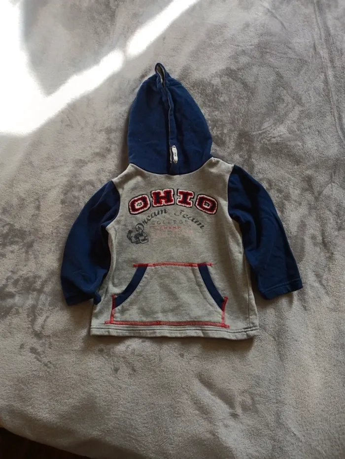 Sweat à capuche 4 ans