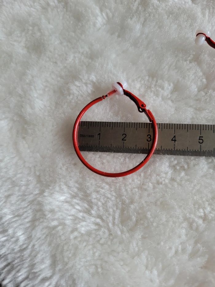 Clips rouge créoles 3 cm. - photo numéro 4