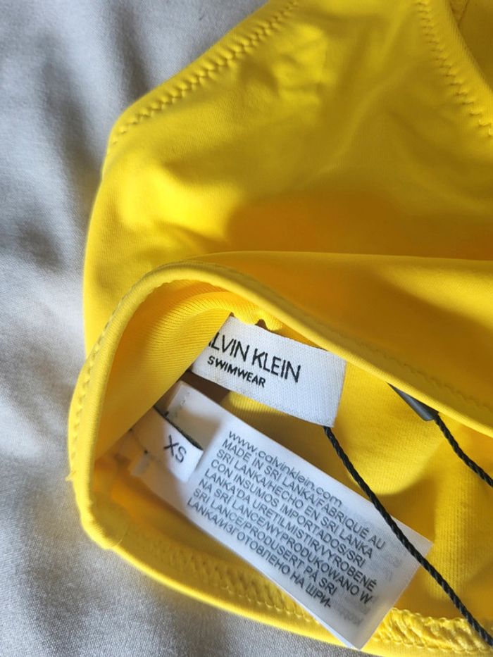 Haut de maillot de bain Calvin Klein taille XS neuf - photo numéro 4