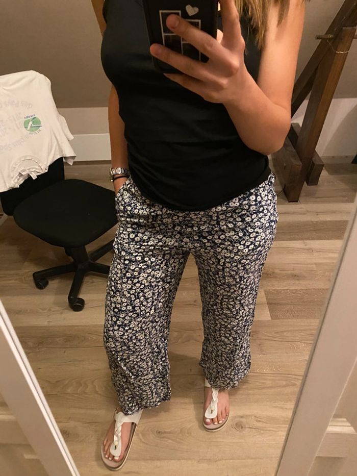 pantalon fluide fleuri bleu à jambes larges - photo numéro 4