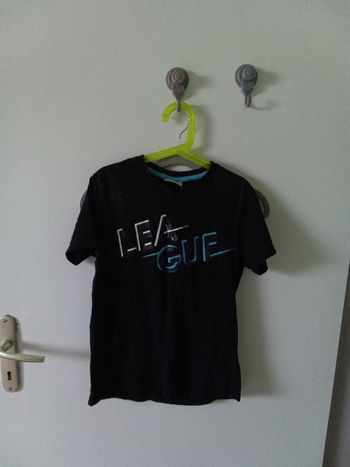Tee shirt