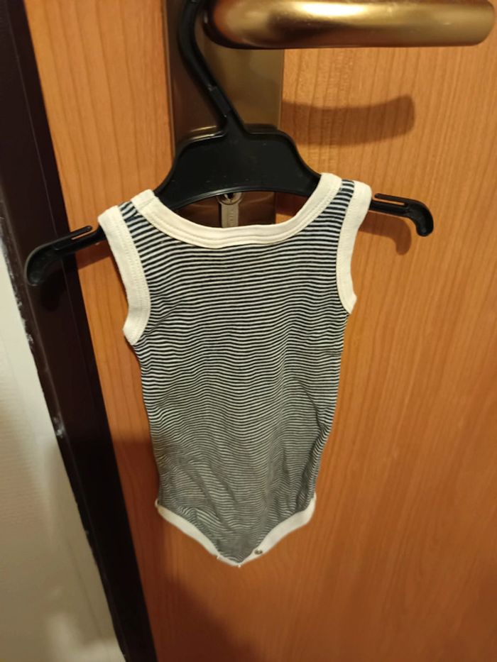 Body bébé - photo numéro 2