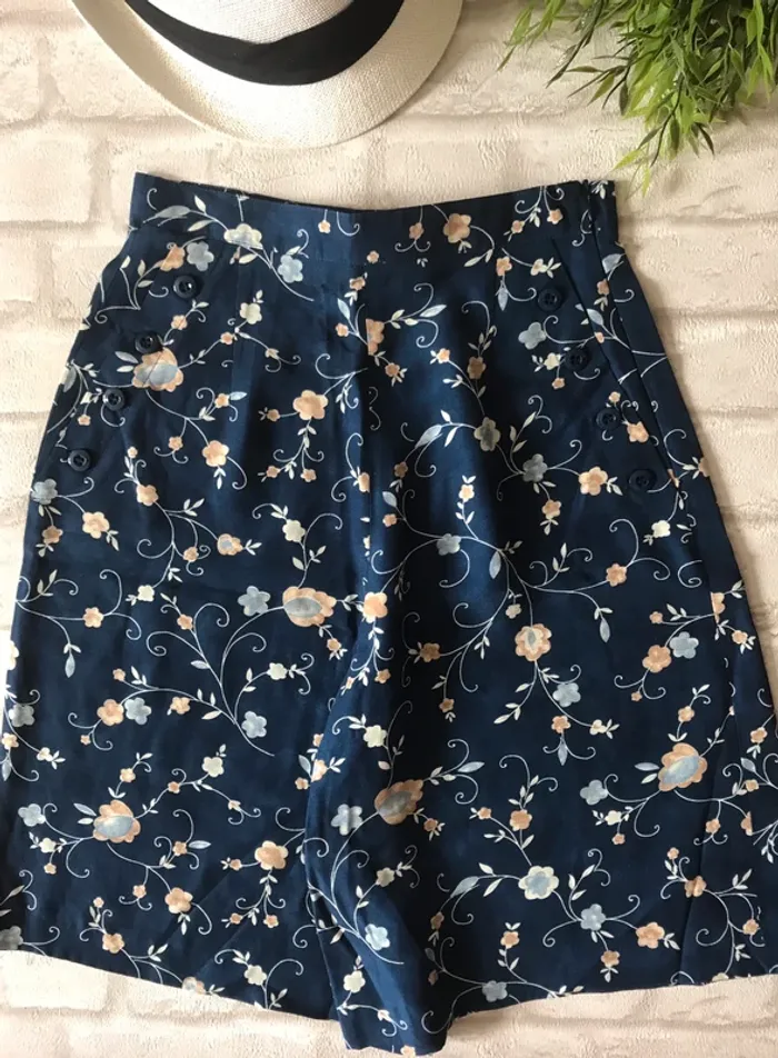 jupe short 123 bleu foncé fleurs