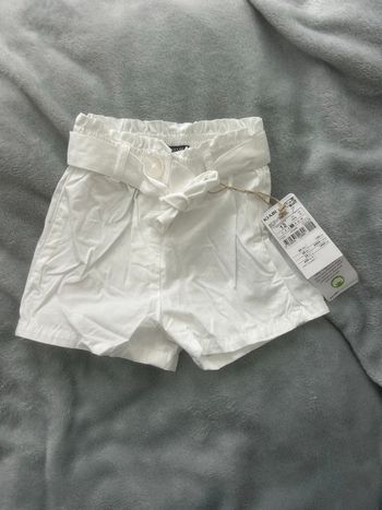 Short blanc Kiabi 12 mois neuf étiqueté bébé fille