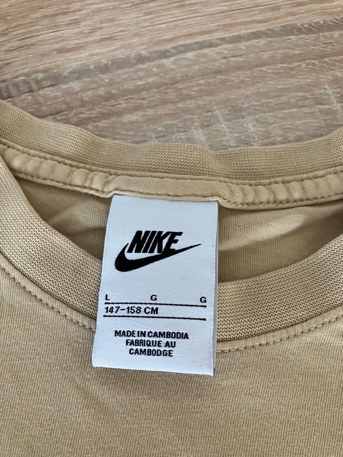 T-shirt nike enfant taille L - photo numéro 5