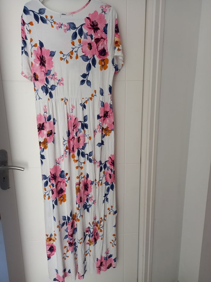 Robe longue - photo numéro 2