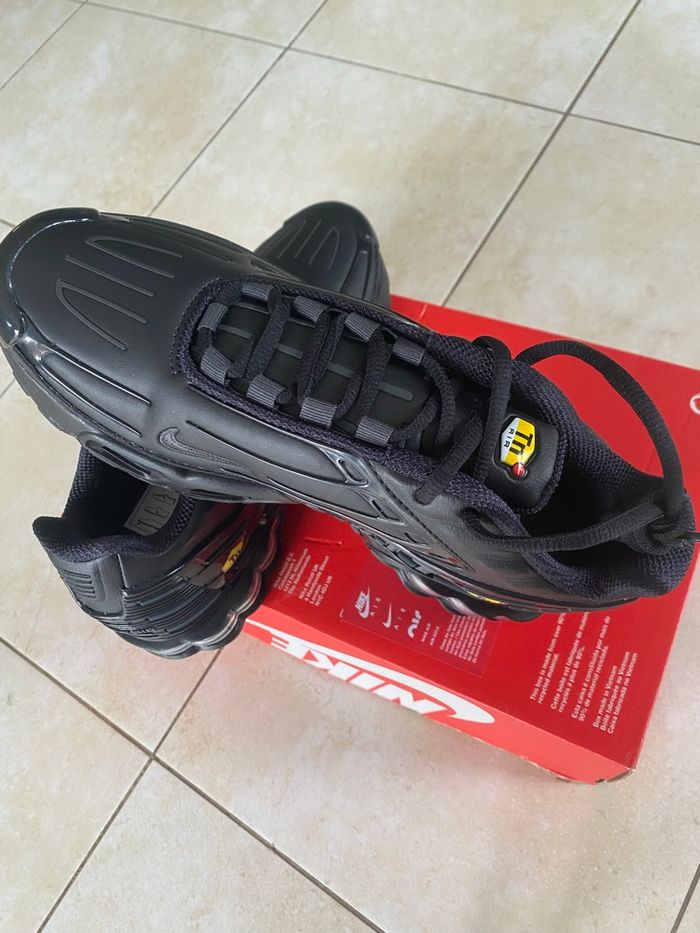 Air max plus 3 LTR TN noir 38,5 - photo numéro 4