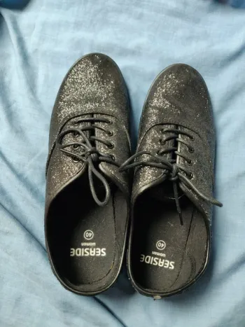 Baskets en toile noires à paillettes Seaside. Taille 40
