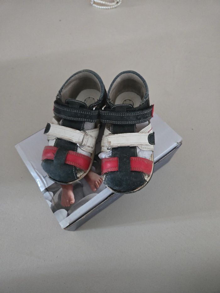 Sandales a scratch chicco T 23