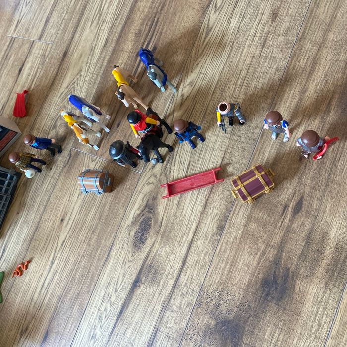 Lot playmobil garçon - photo numéro 4