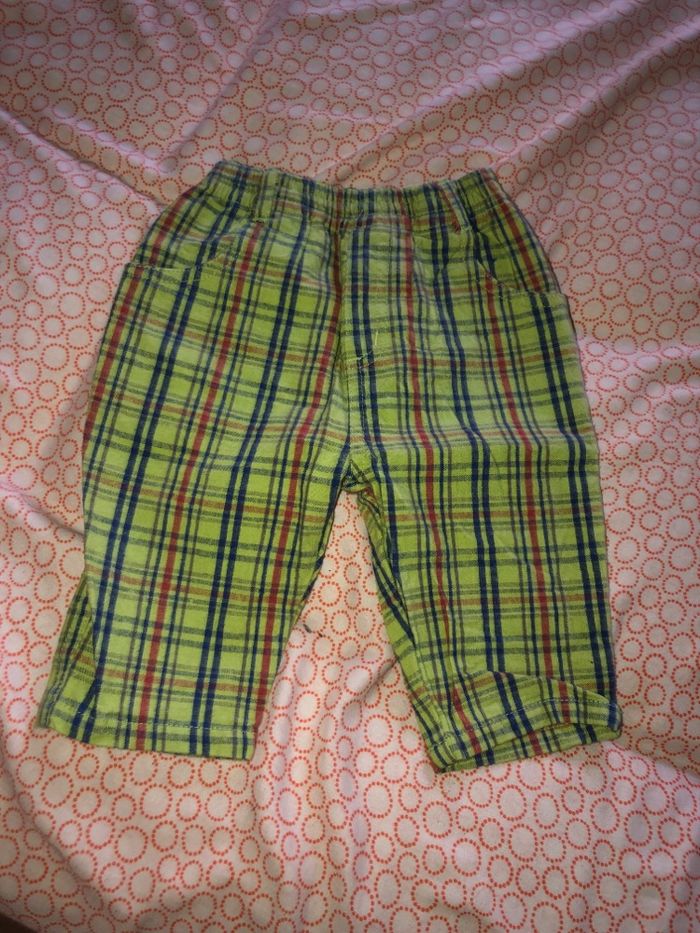 Pantalon bébé, six mois