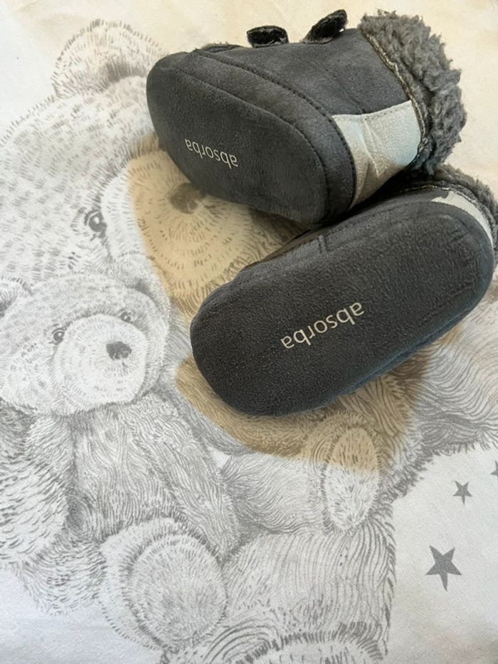 Très beau chaussons bébé - photo numéro 2