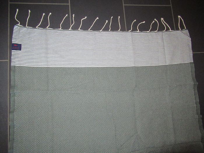 Fouta (serviette de plage) Splash The Red Fish neuve - photo numéro 3
