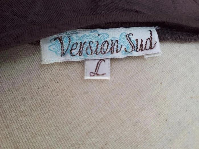 7 € Top marron Version Sud - photo numéro 3