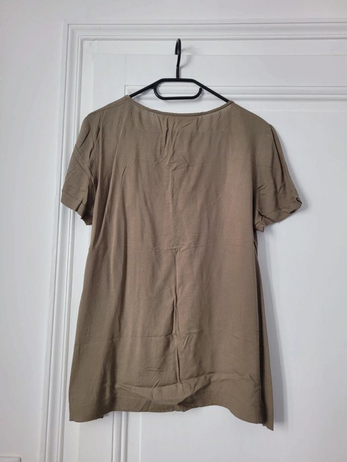 T-shirt oversize vert kaki H&M T40 - photo numéro 2