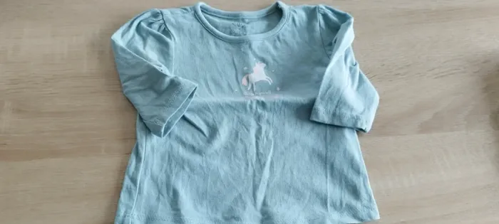 Lot de 4 Tshirt bébé fille 3 mois - photo numéro 2