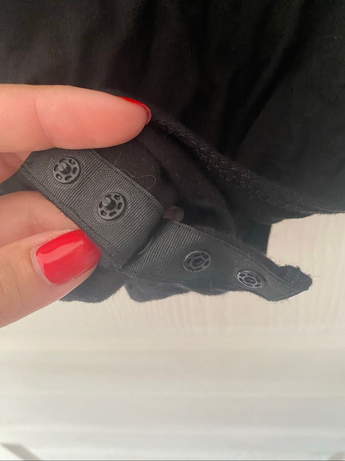 Bodi noir décolleté en V - photo numéro 4