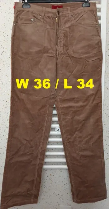Pantalon en velours marron Pierre Cardin Taille W 36 / L 34