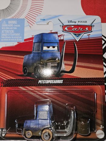 Voiture cars Mattel Disney Pixar neuve