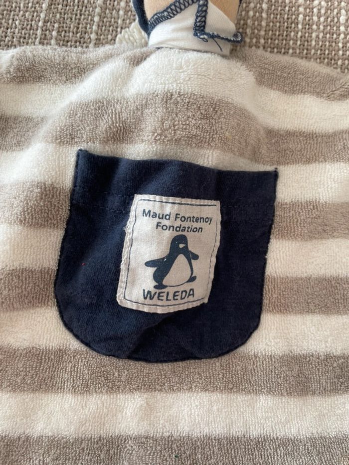 Peluche doudou plat 22cm Weleda poupée marin rayé bleu blanc gris très bon état - photo numéro 3