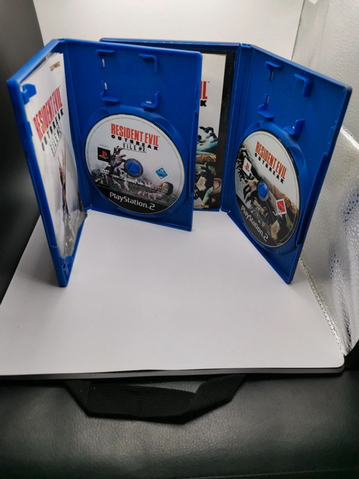 Lot 2 jeux ps2 resident evil outbreak /outbreak #2 - photo numéro 5