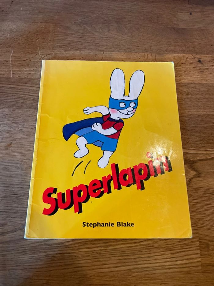 Livre L’école des Loisirs Simon le lapin SuperLapin