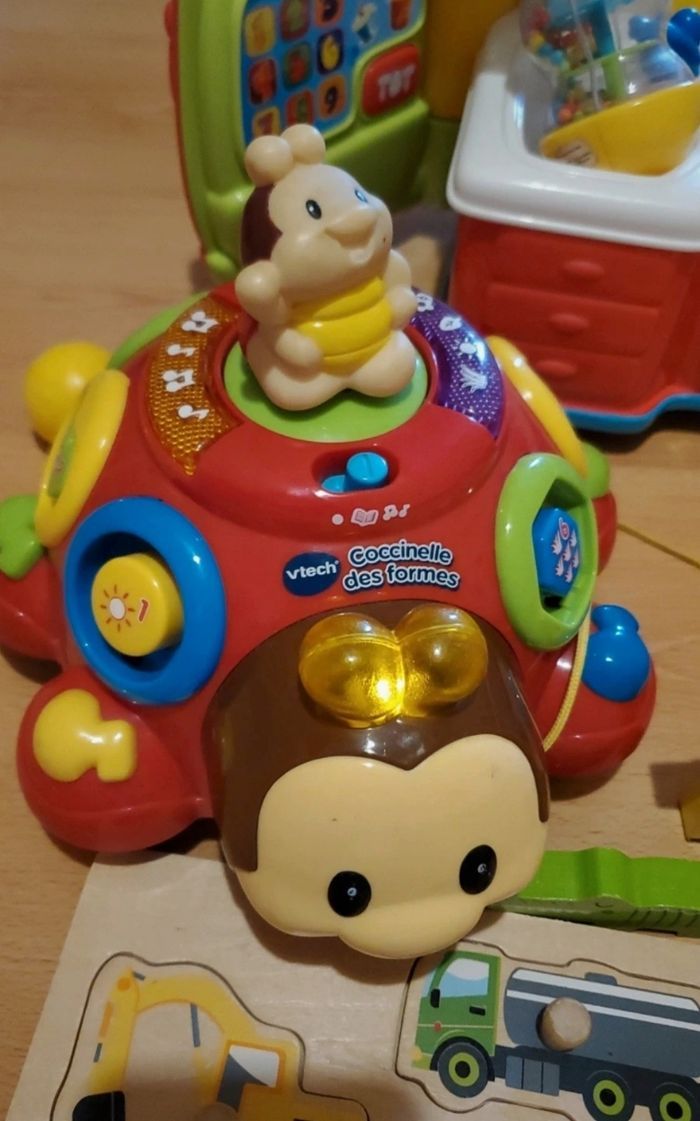Lot jouets bébé - photo numéro 3