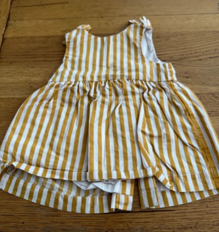 Robe bébé